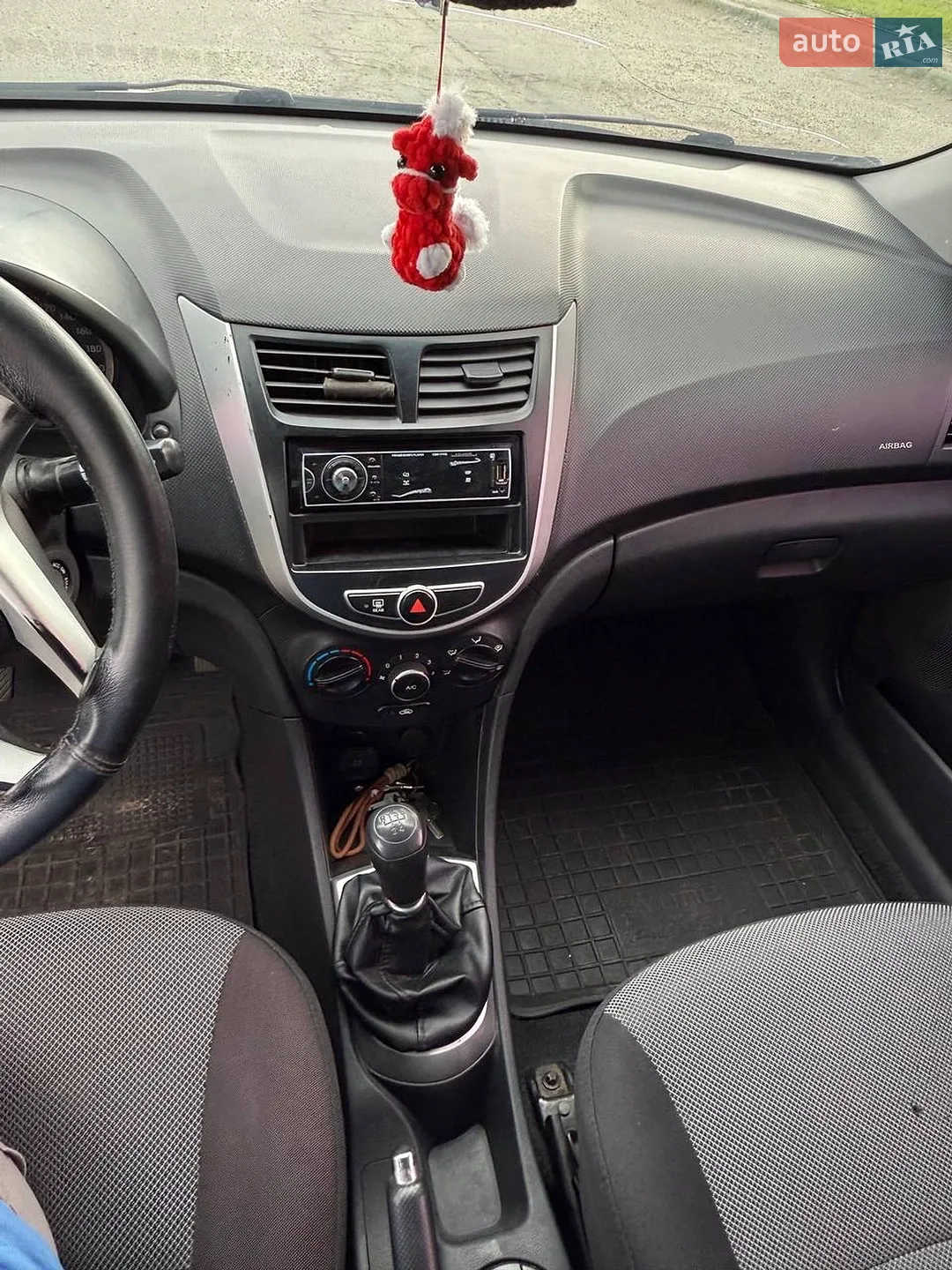2012 Hyundai Accent - мініатюра 13