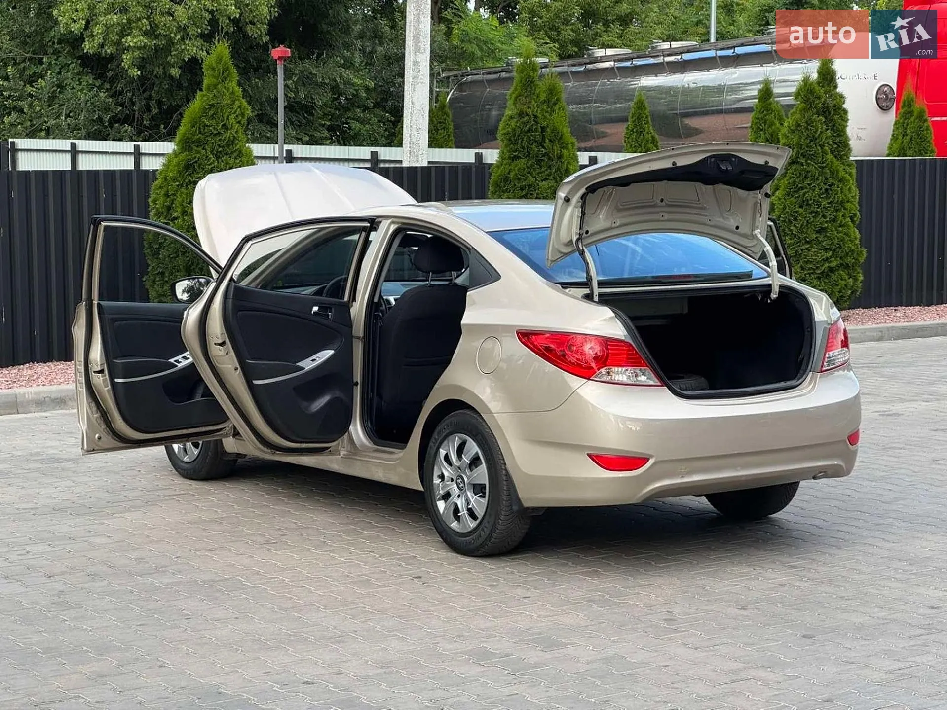 2012 Hyundai Accent - мініатюра 7