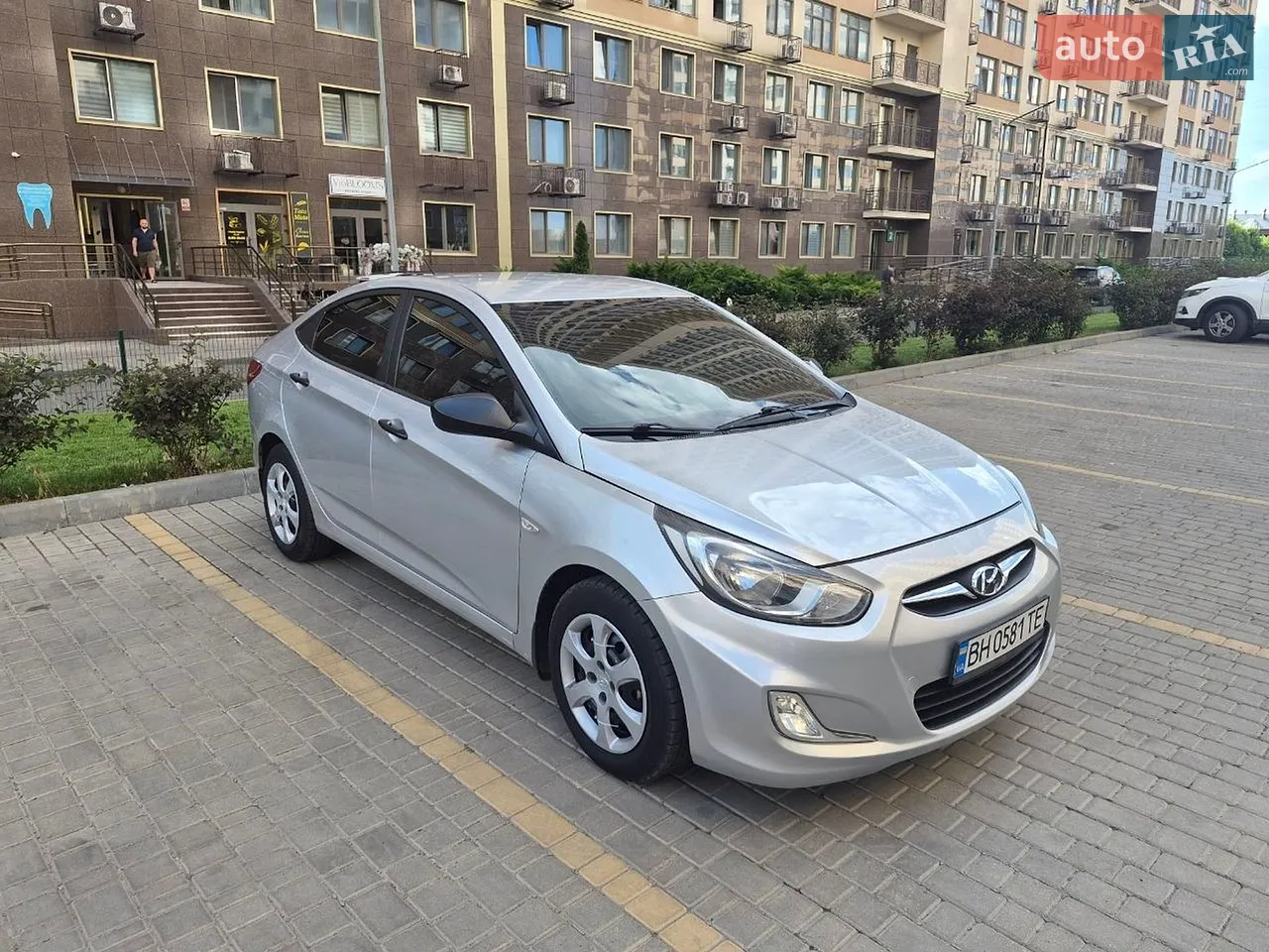 2011 Hyundai Accent - мініатюра 4