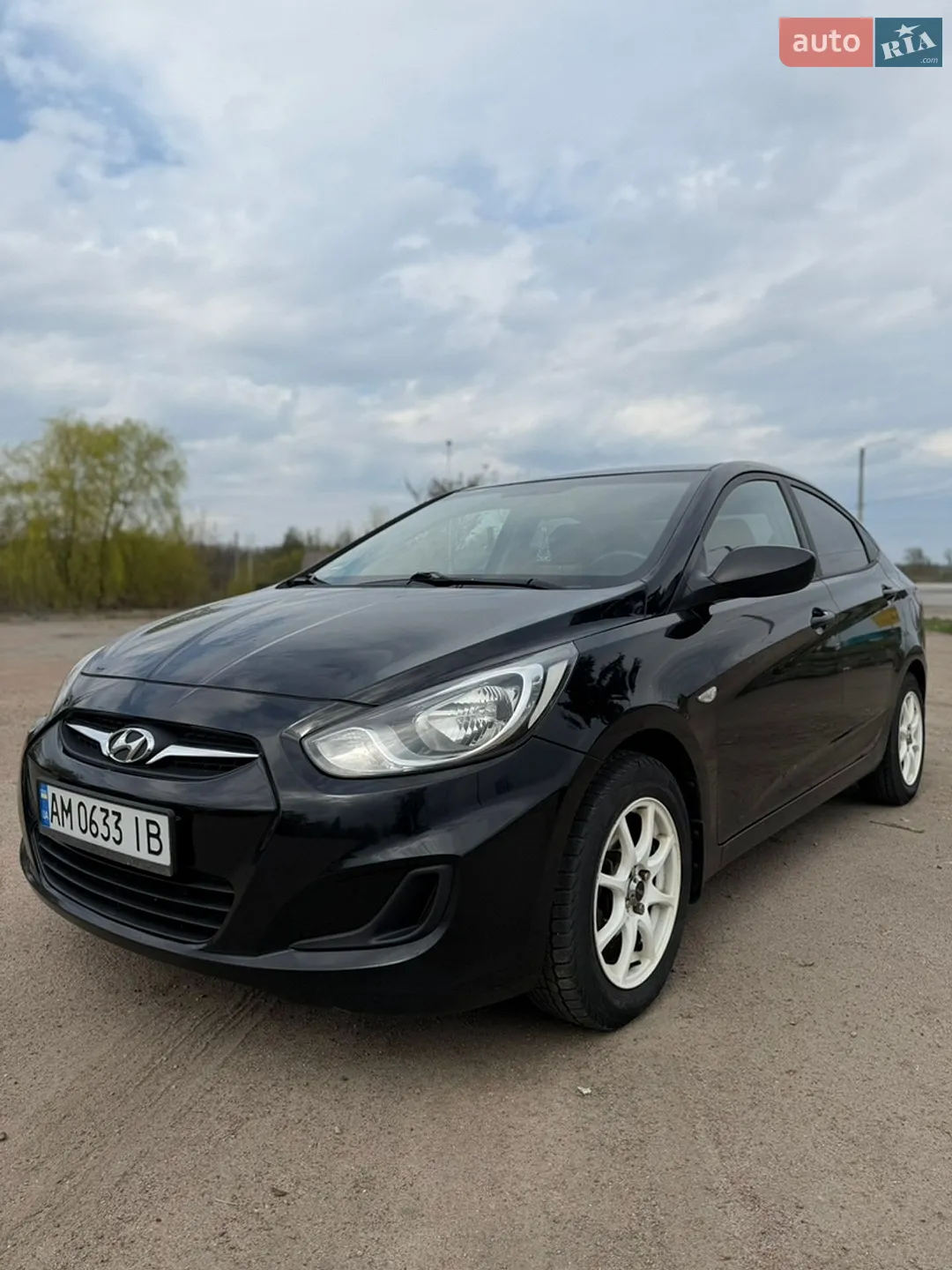 2011 Hyundai Accent - мініатюра 2