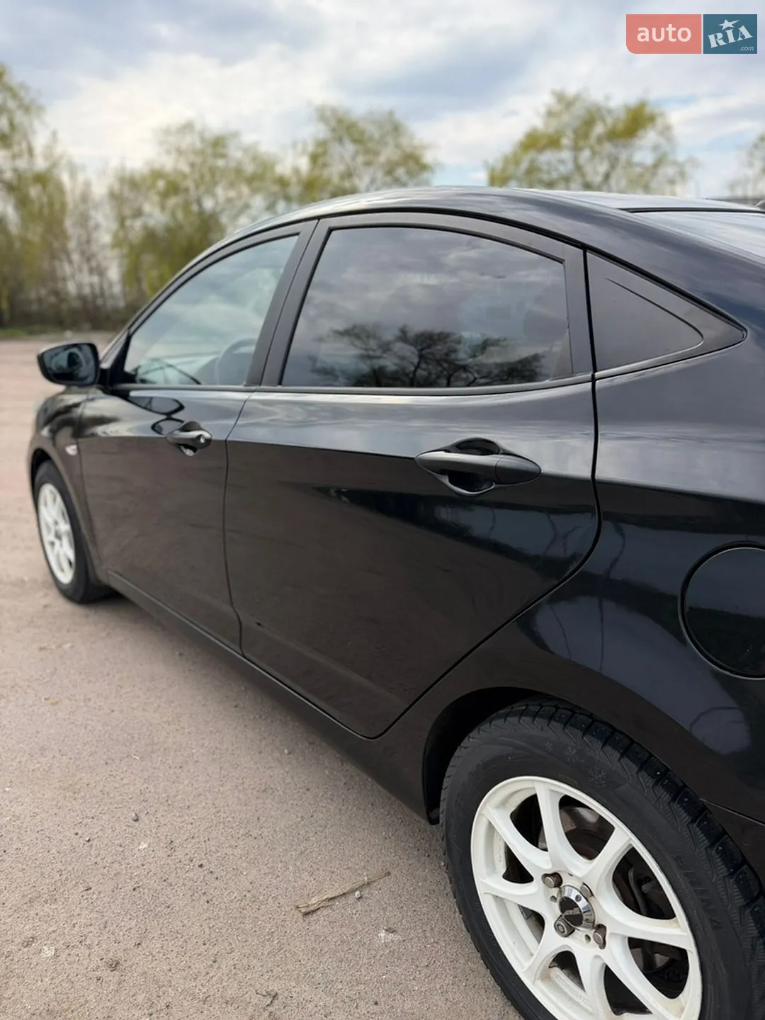 2011 Hyundai Accent - мініатюра 16