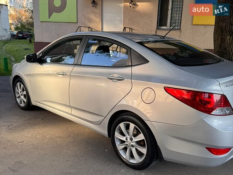 Hyundai Accent 2016 VIN KMHCT41BEHU170776 фото оголошення 11 з 52