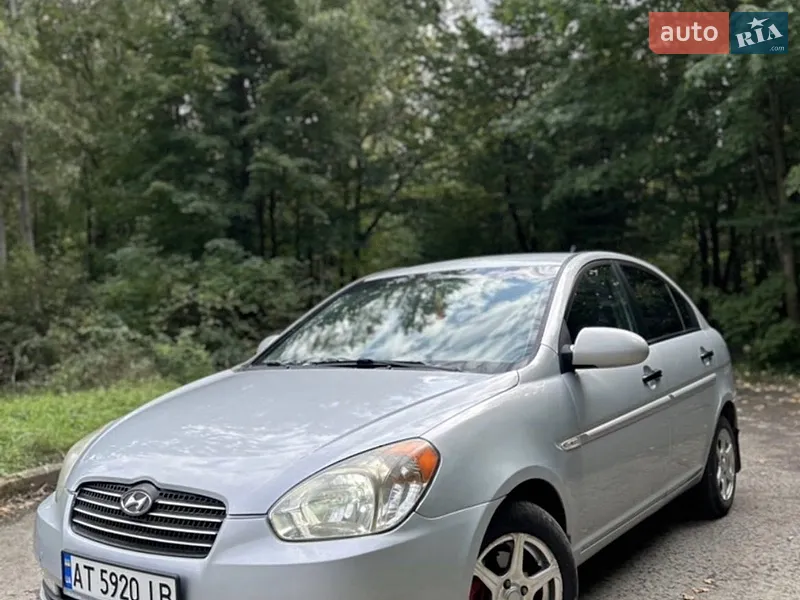 Hyundai Accent