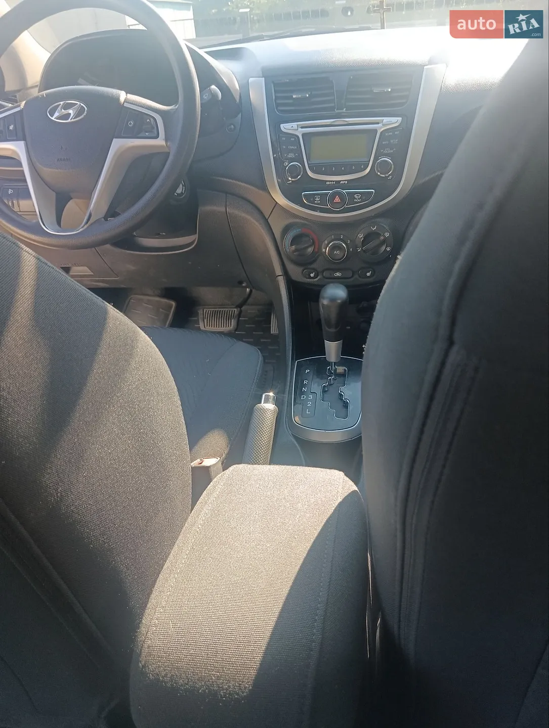 2012 Hyundai Accent - мініатюра 25