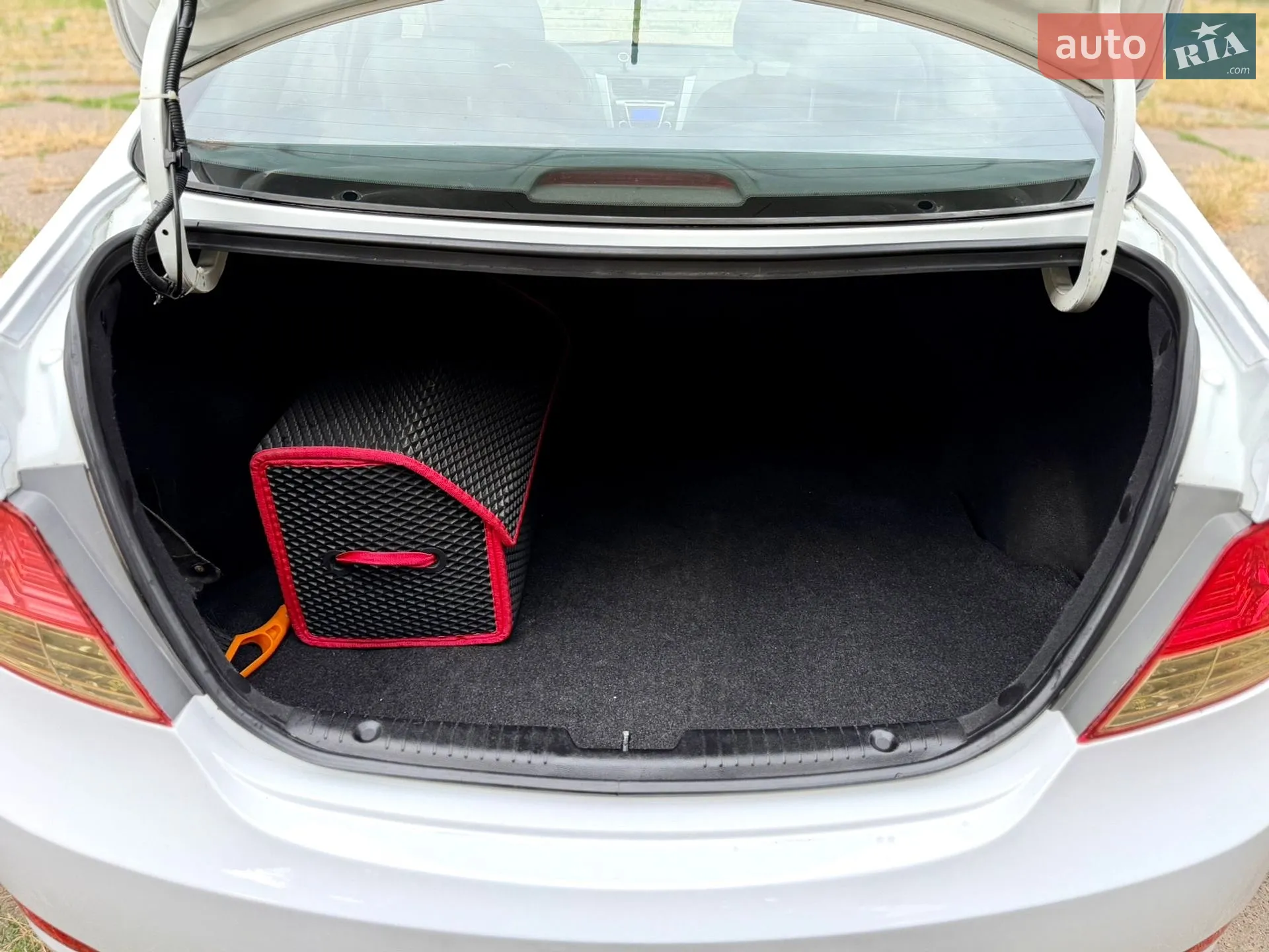 2011 Hyundai Accent - мініатюра 22