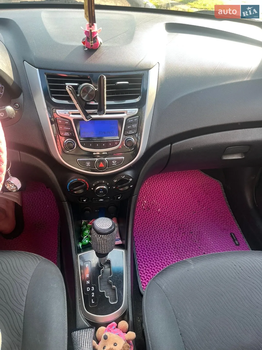 2011 Hyundai Accent - мініатюра 12
