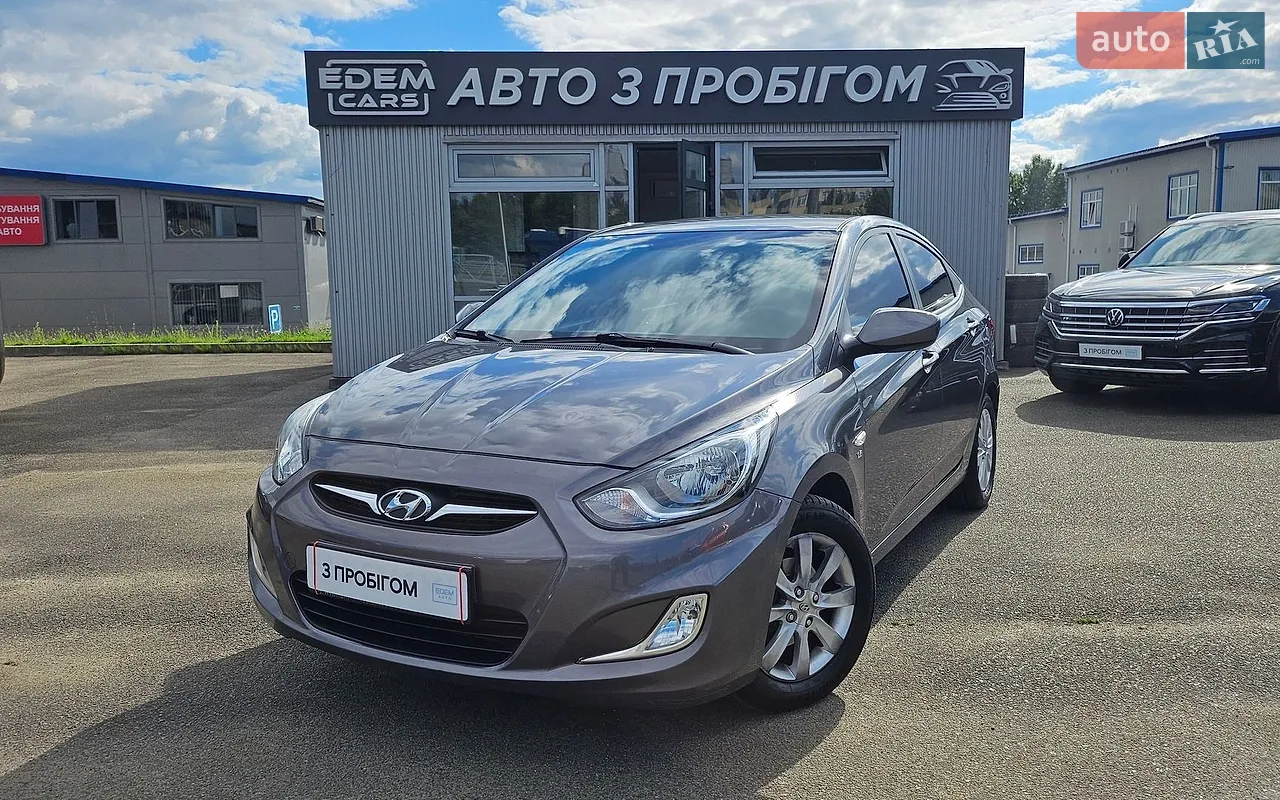 2011 Hyundai Accent - мініатюра 9