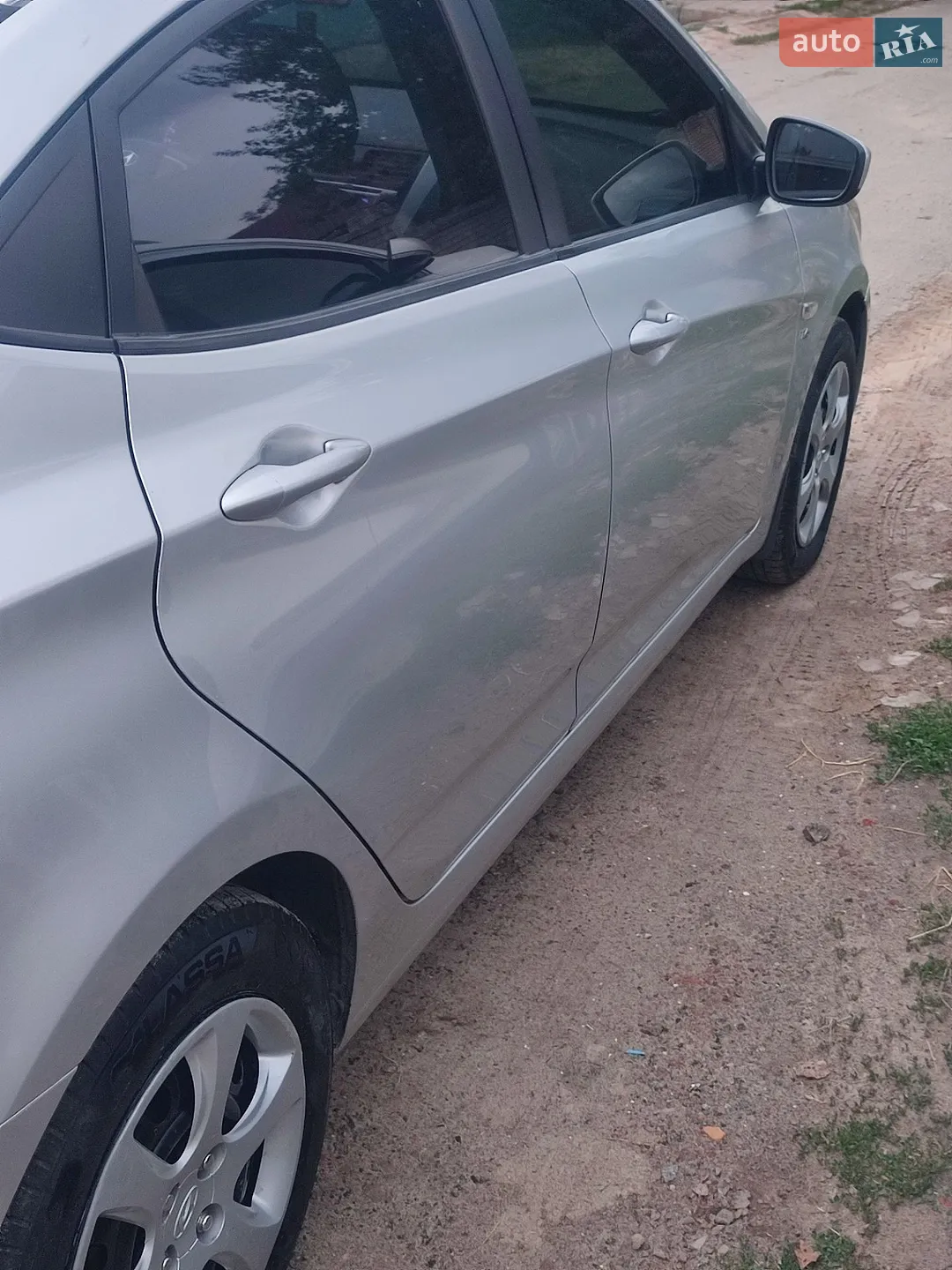 2011 Hyundai Accent - мініатюра 4