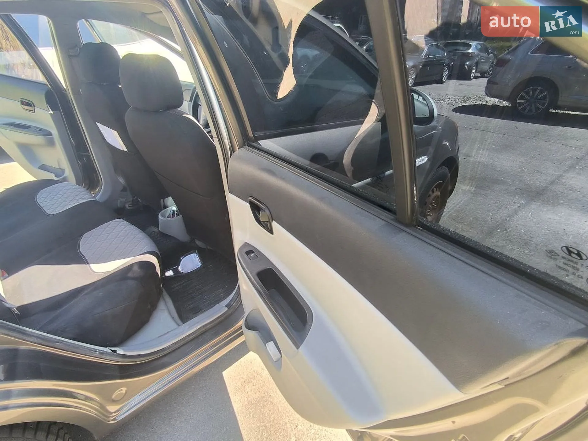 2010 Hyundai Accent - мініатюра 15