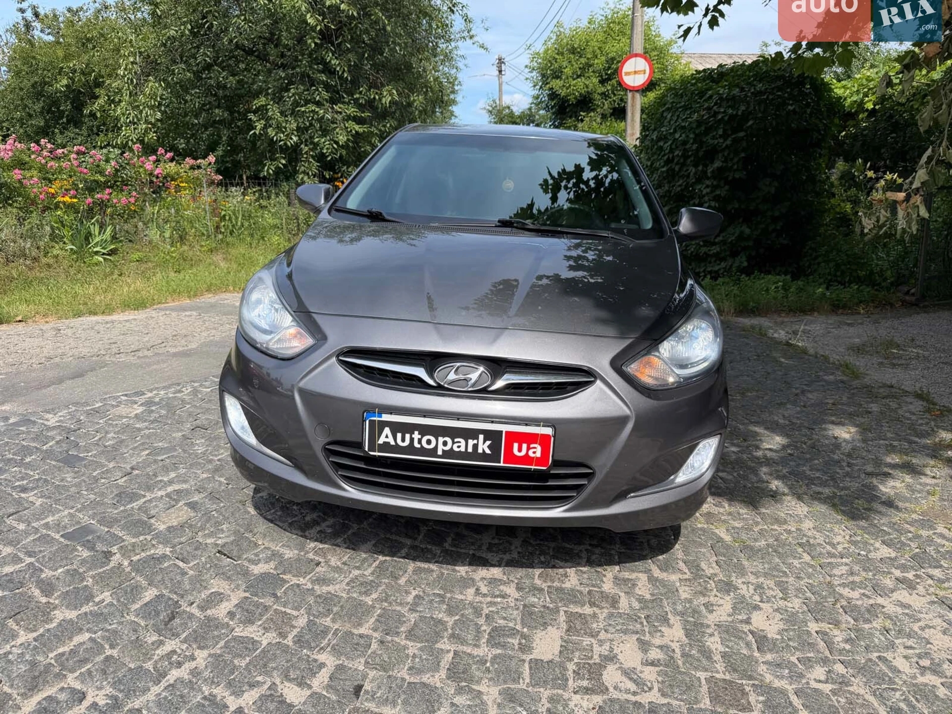 2011 Hyundai Accent - мініатюра 2