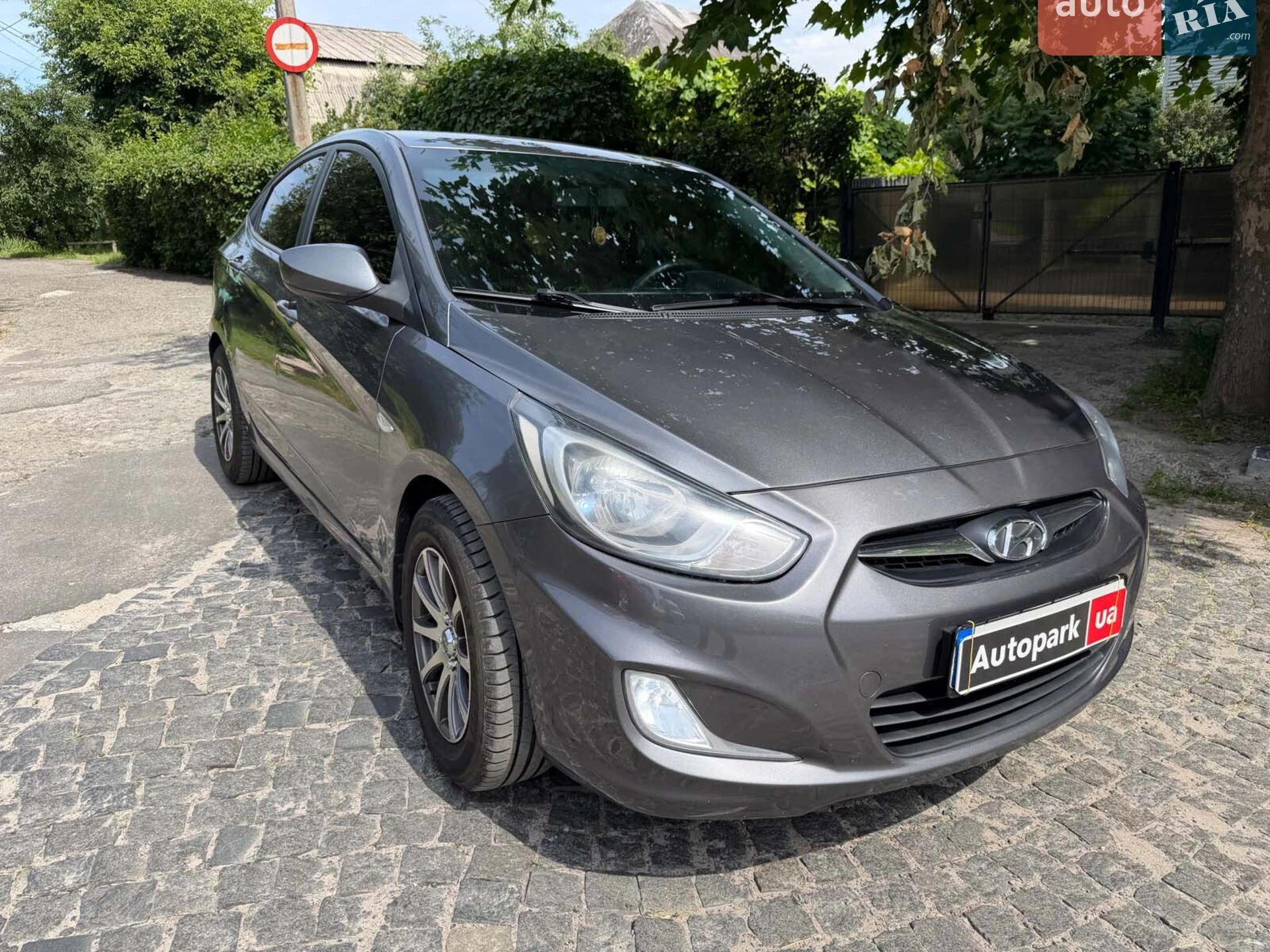 2011 Hyundai Accent - мініатюра 3