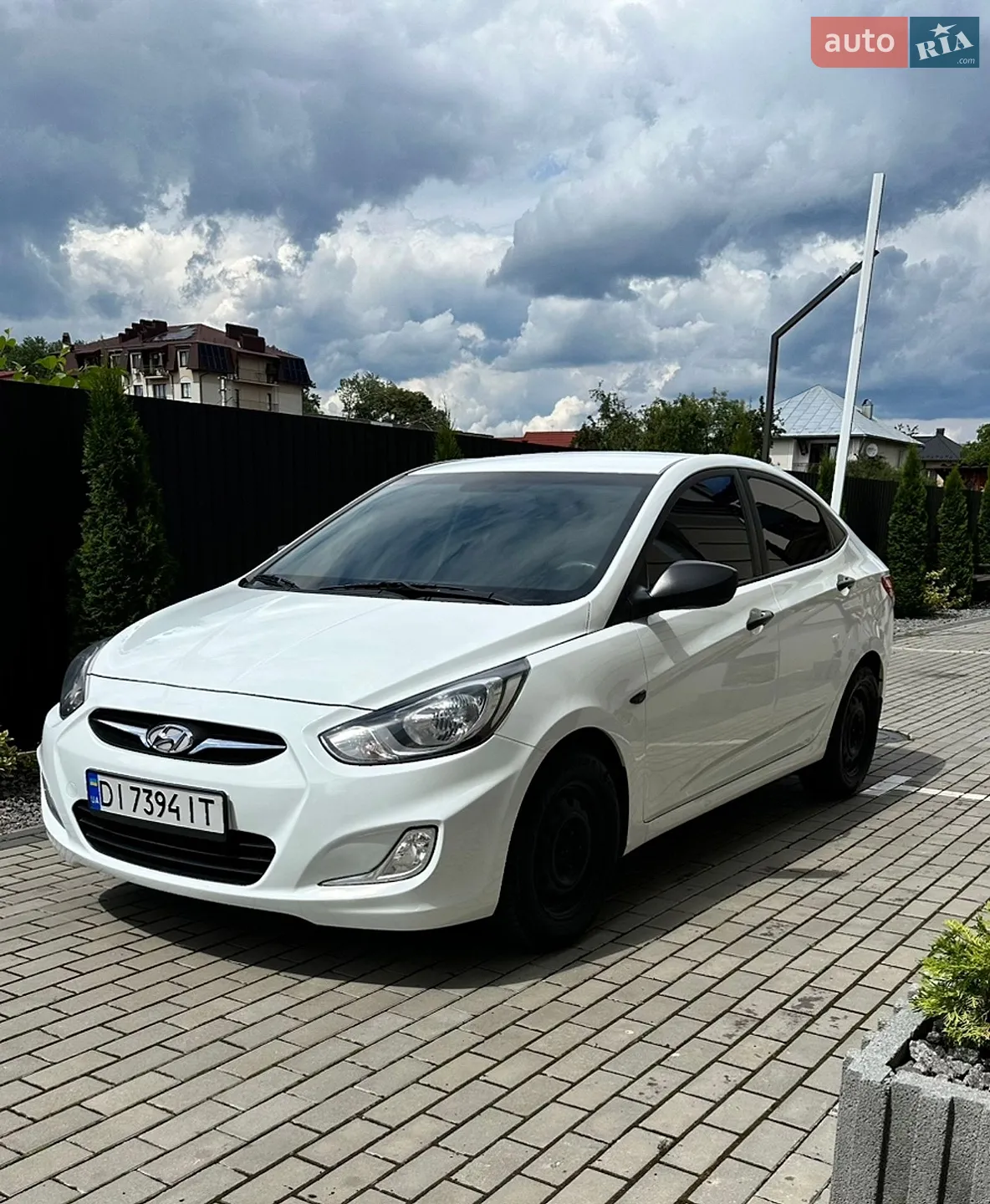 2014 Hyundai Accent - мініатюра 2
