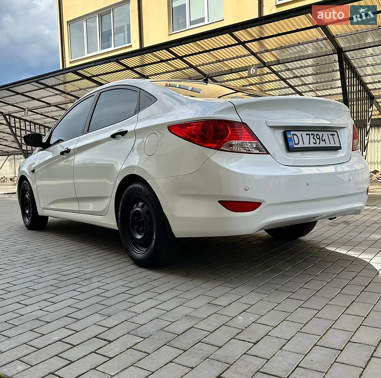 2014 Hyundai Accent - мініатюра 11