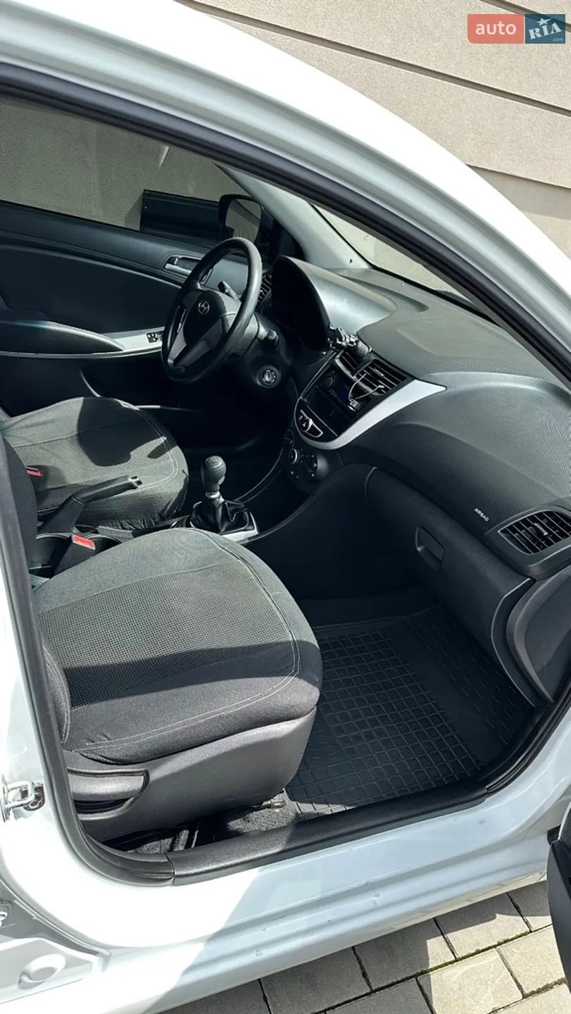 2014 Hyundai Accent - мініатюра 14