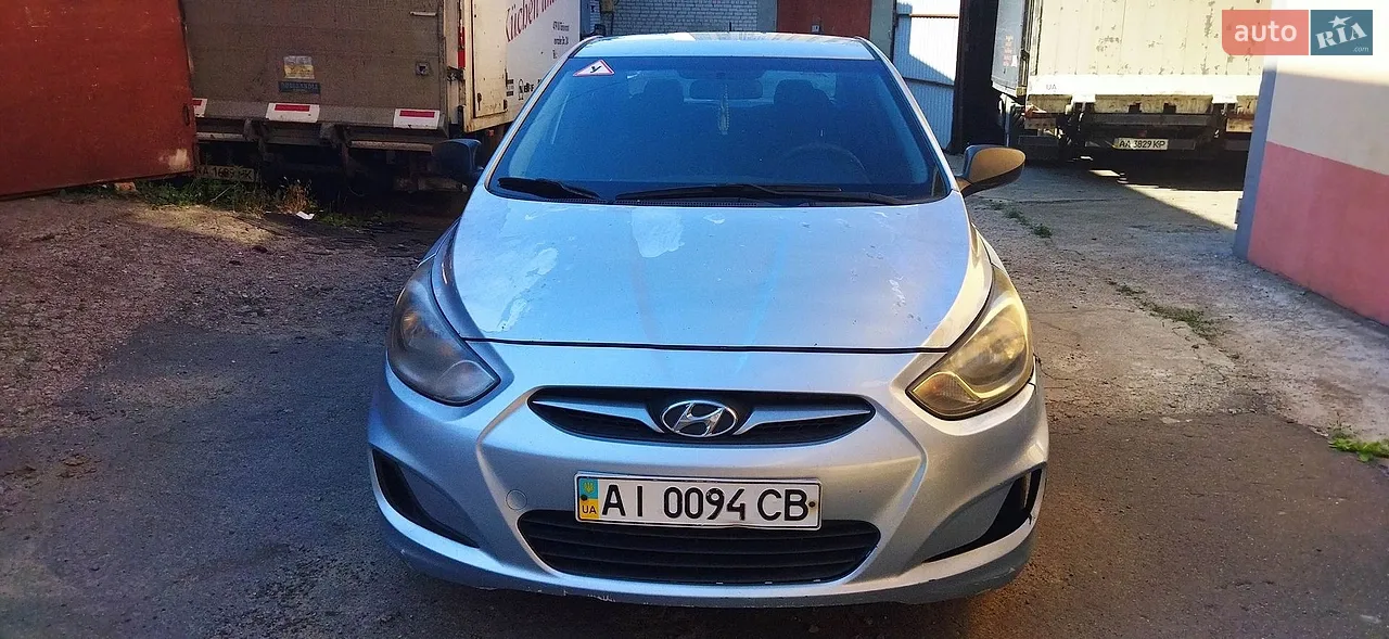 2011 Hyundai Accent - мініатюра 8