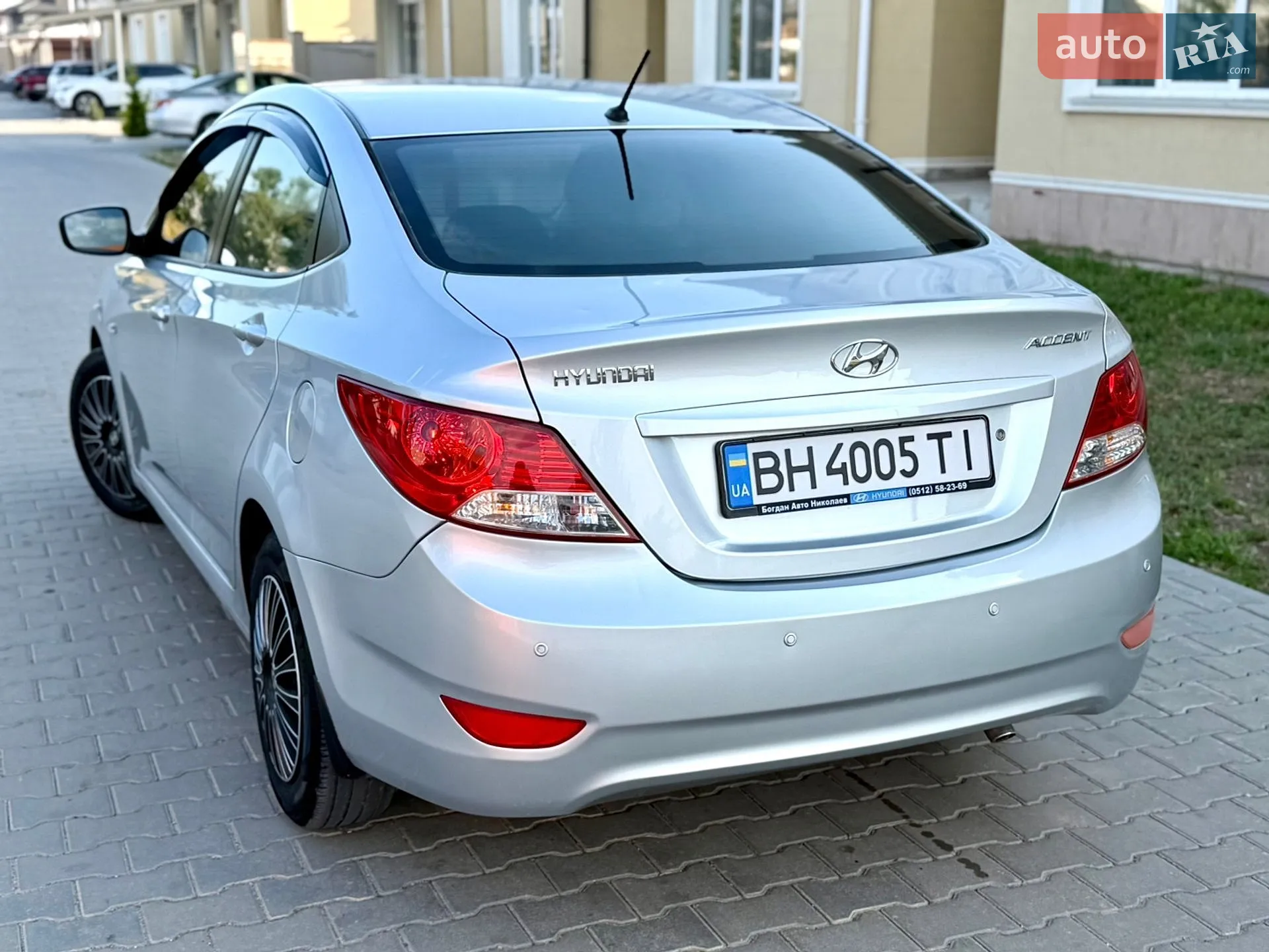 2011 Hyundai Accent - мініатюра 35