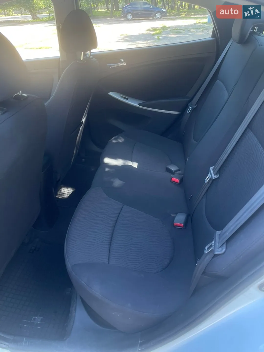 2012 Hyundai Accent - мініатюра 37