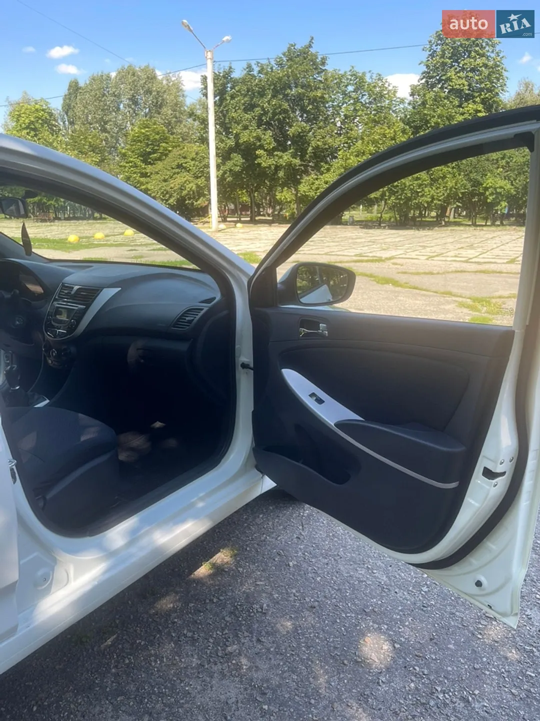 2012 Hyundai Accent - мініатюра 42