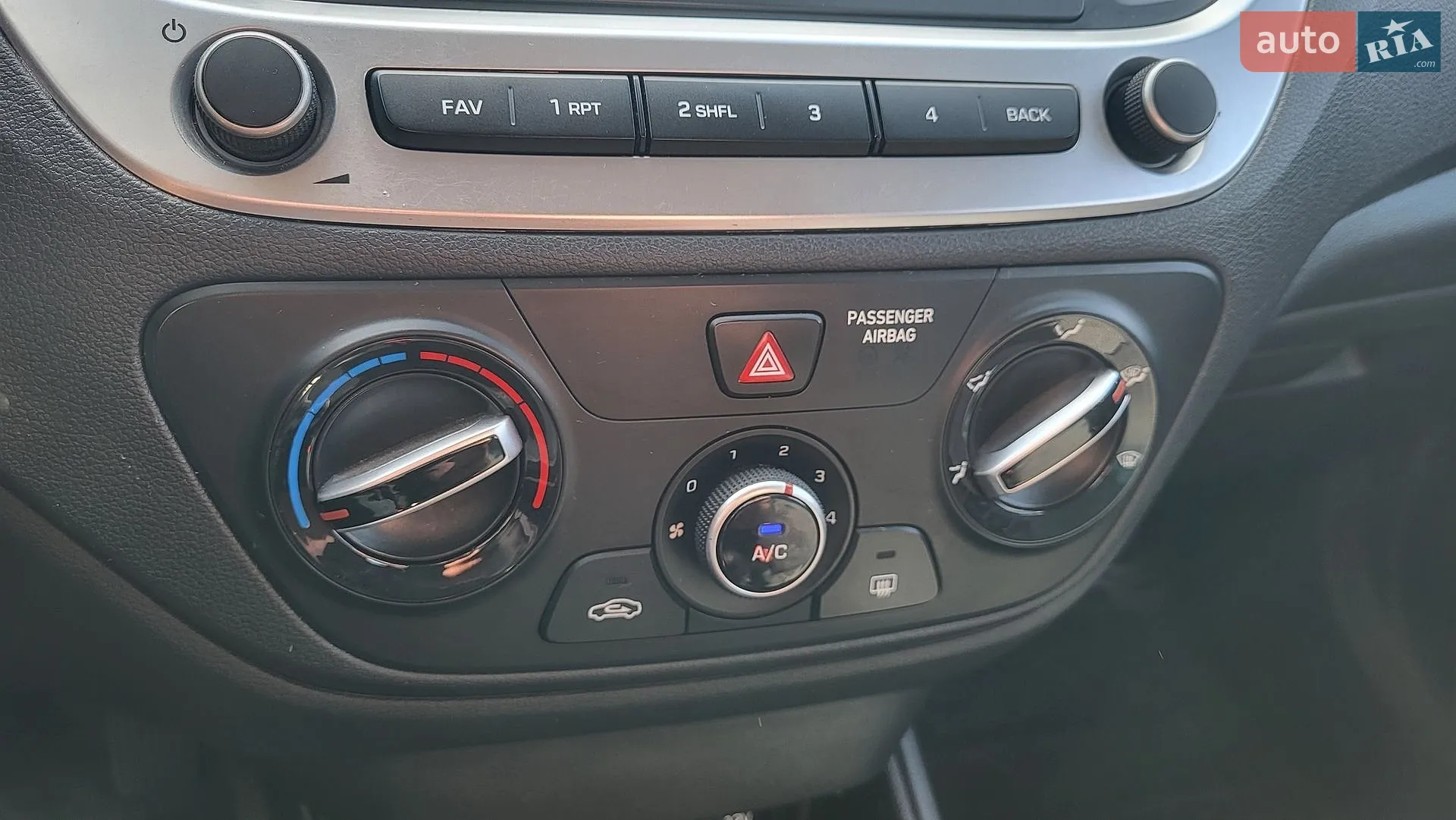 2021 Hyundai Accent - мініатюра 3