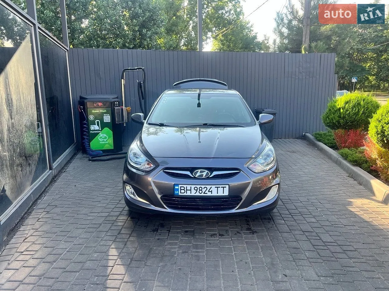 2012 Hyundai Accent - мініатюра 10