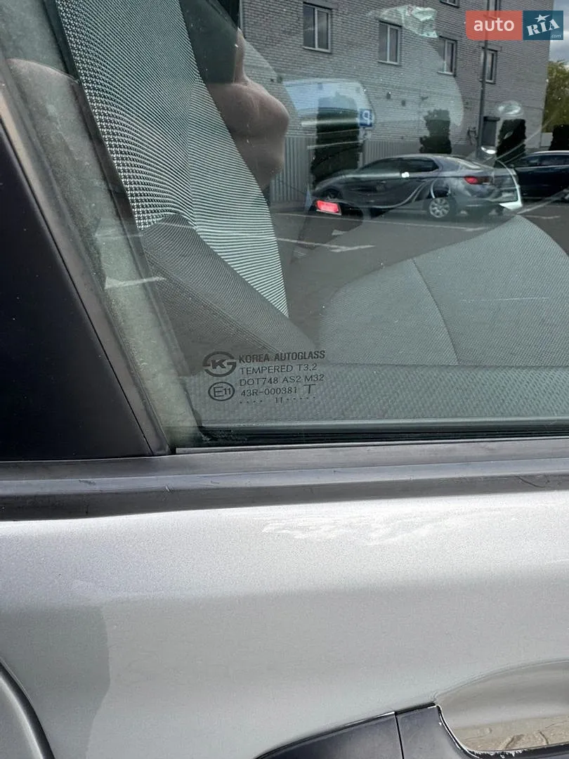 2011 Hyundai Accent - мініатюра 10