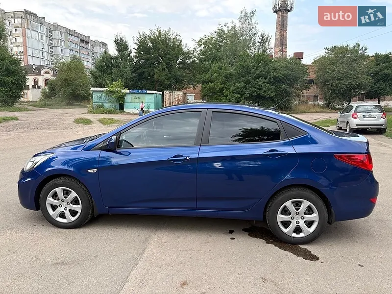 Hyundai Accent