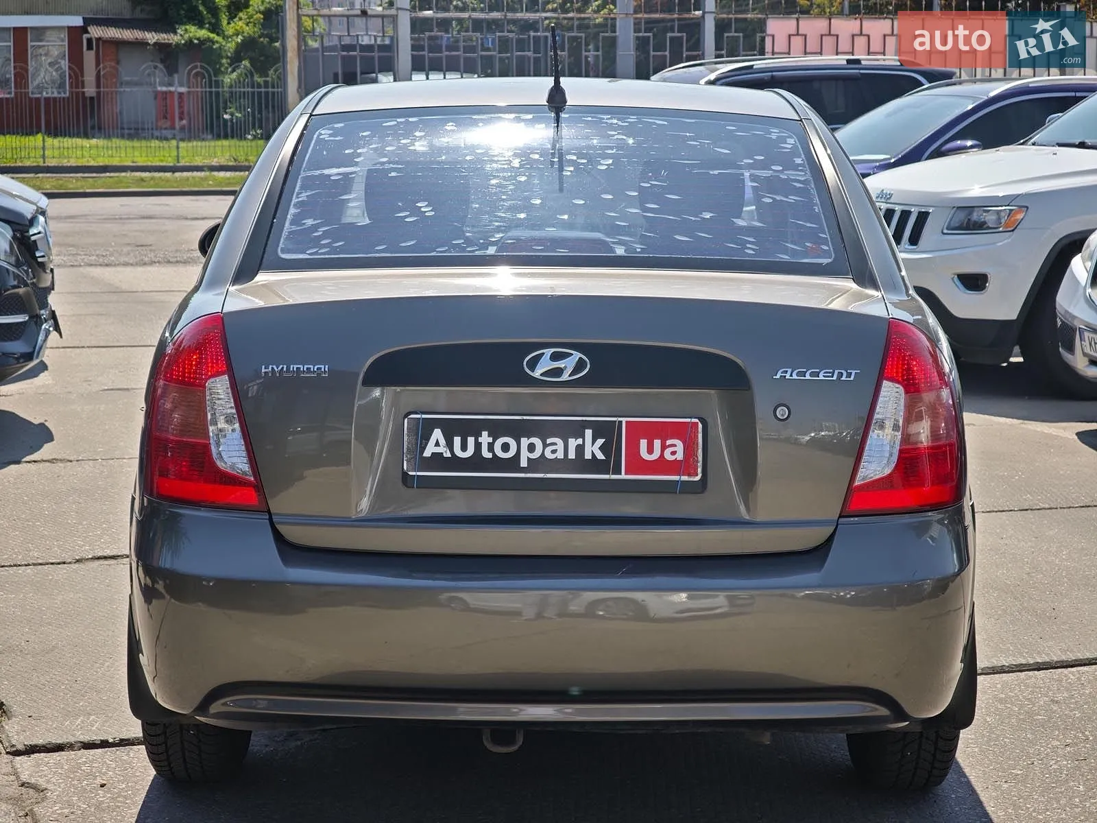2010 Hyundai Accent - мініатюра 9