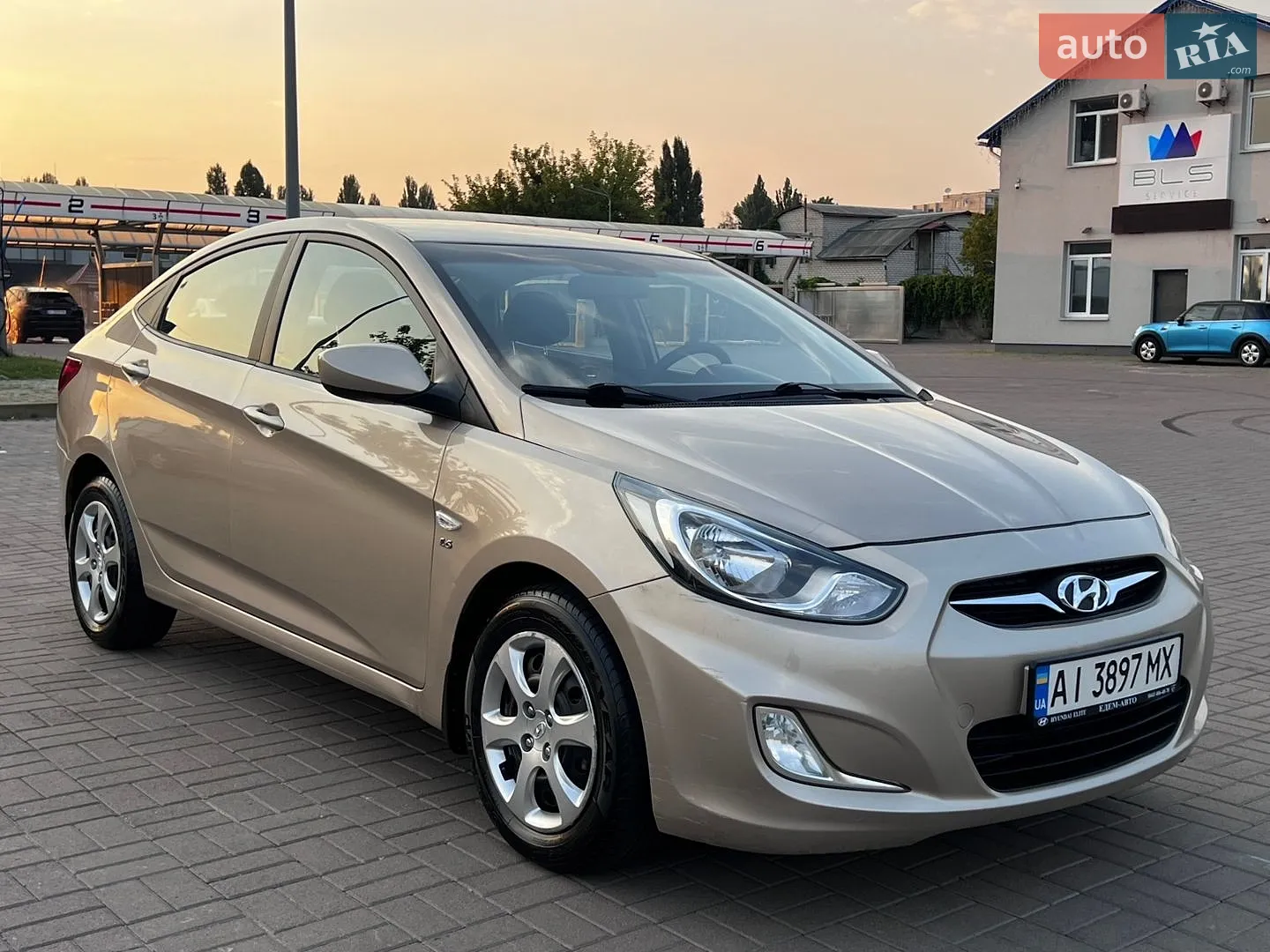 2012 Hyundai Accent - мініатюра 7