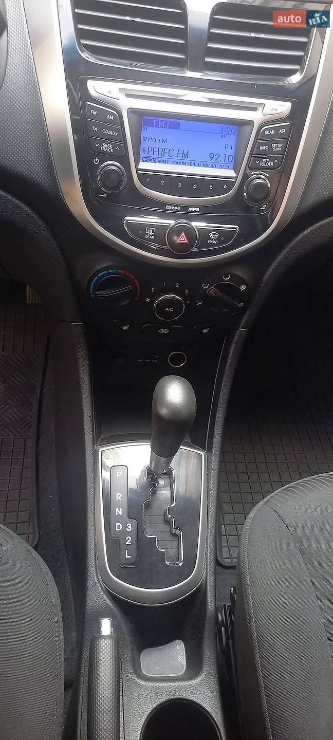 2012 Hyundai Accent - мініатюра 20