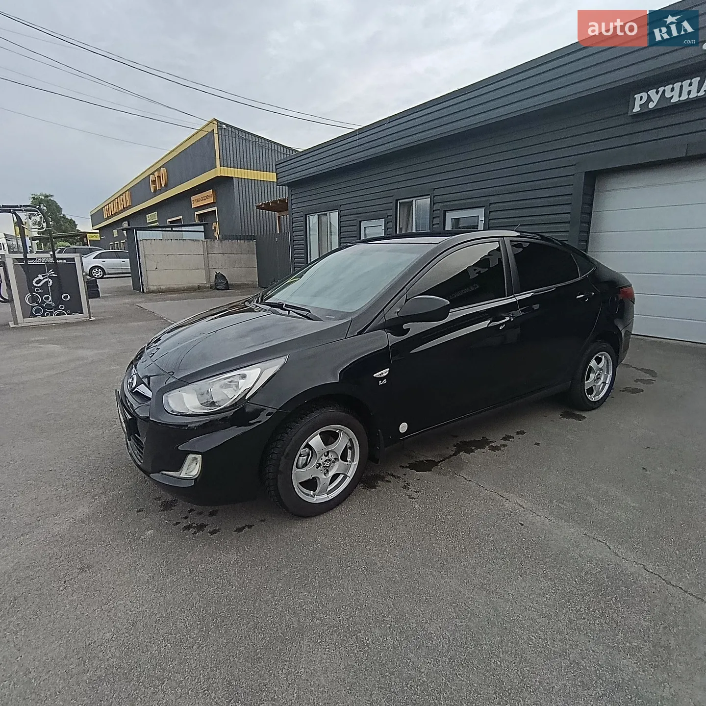 2011 Hyundai Accent - мініатюра 9