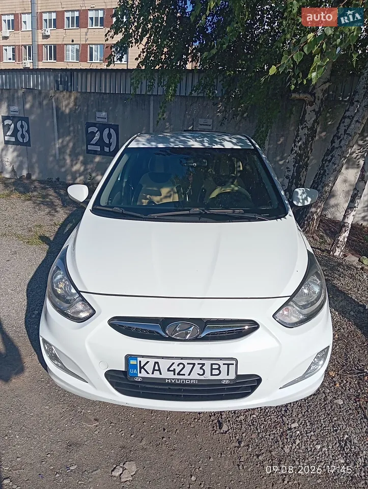 2011 Hyundai Accent - мініатюра 33