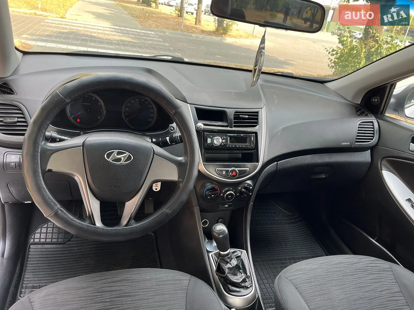 2016 Hyundai Accent - мініатюра 6
