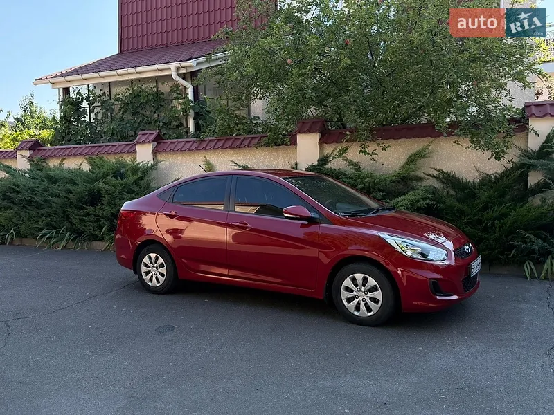 Hyundai Accent