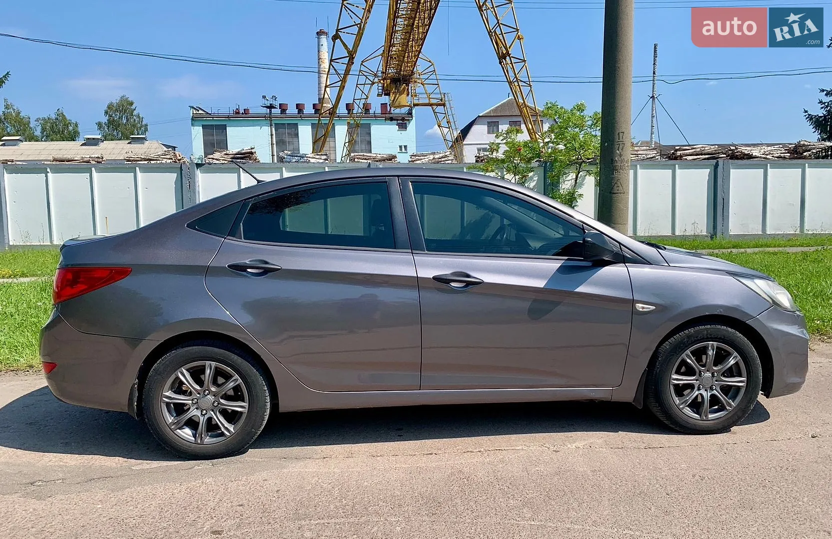 2011 Hyundai Accent - мініатюра 6