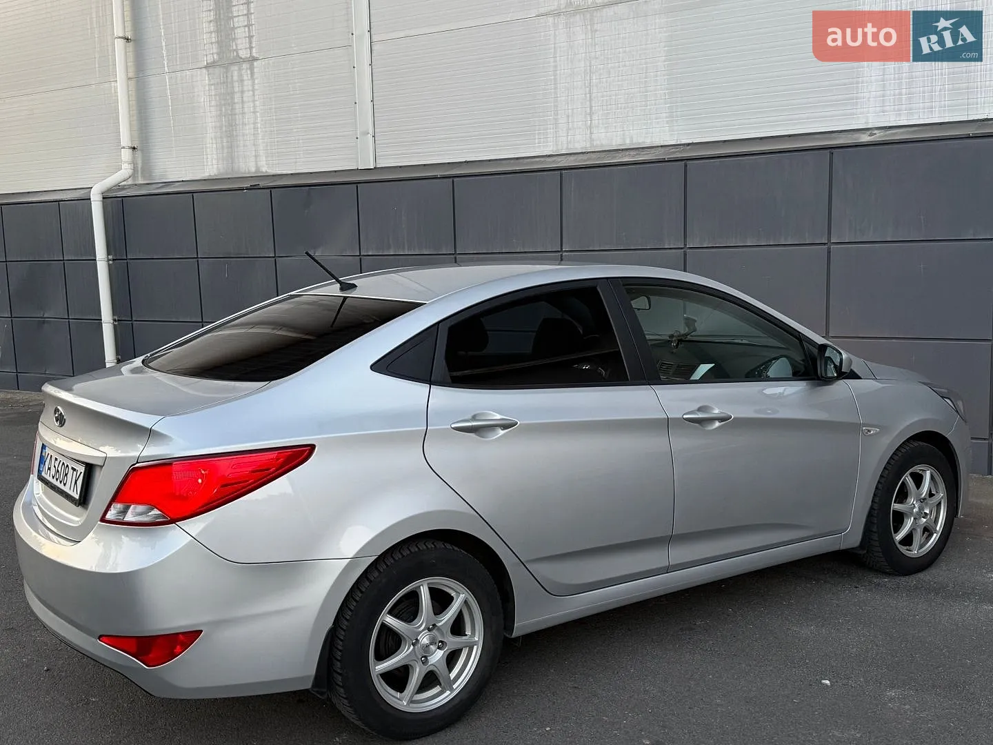 2016 Hyundai Accent - мініатюра 10