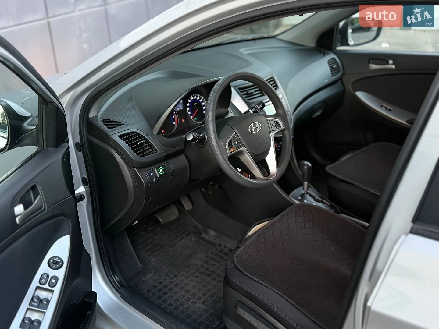 2016 Hyundai Accent - мініатюра 13
