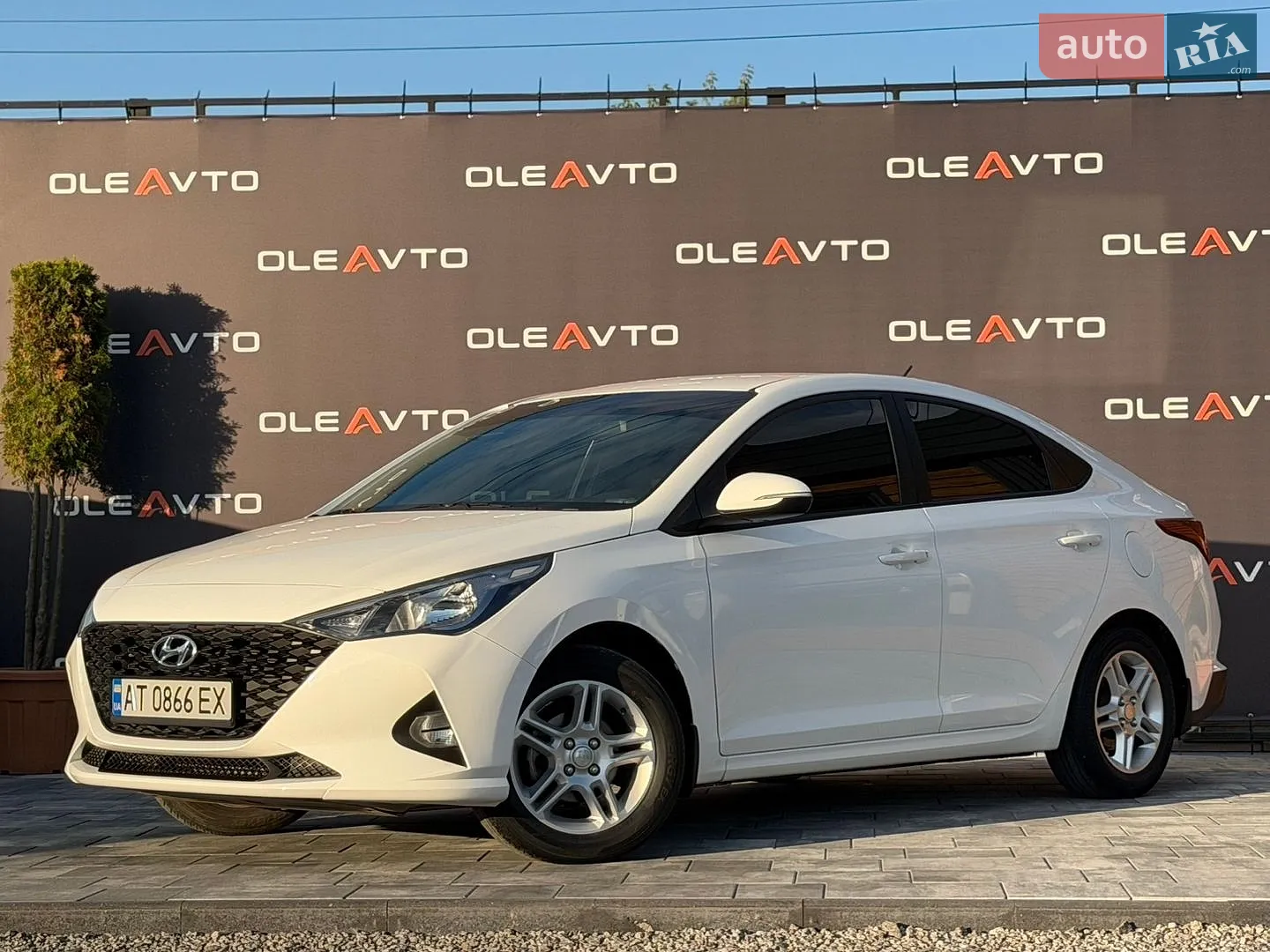 2020 Hyundai Accent - фото 1
