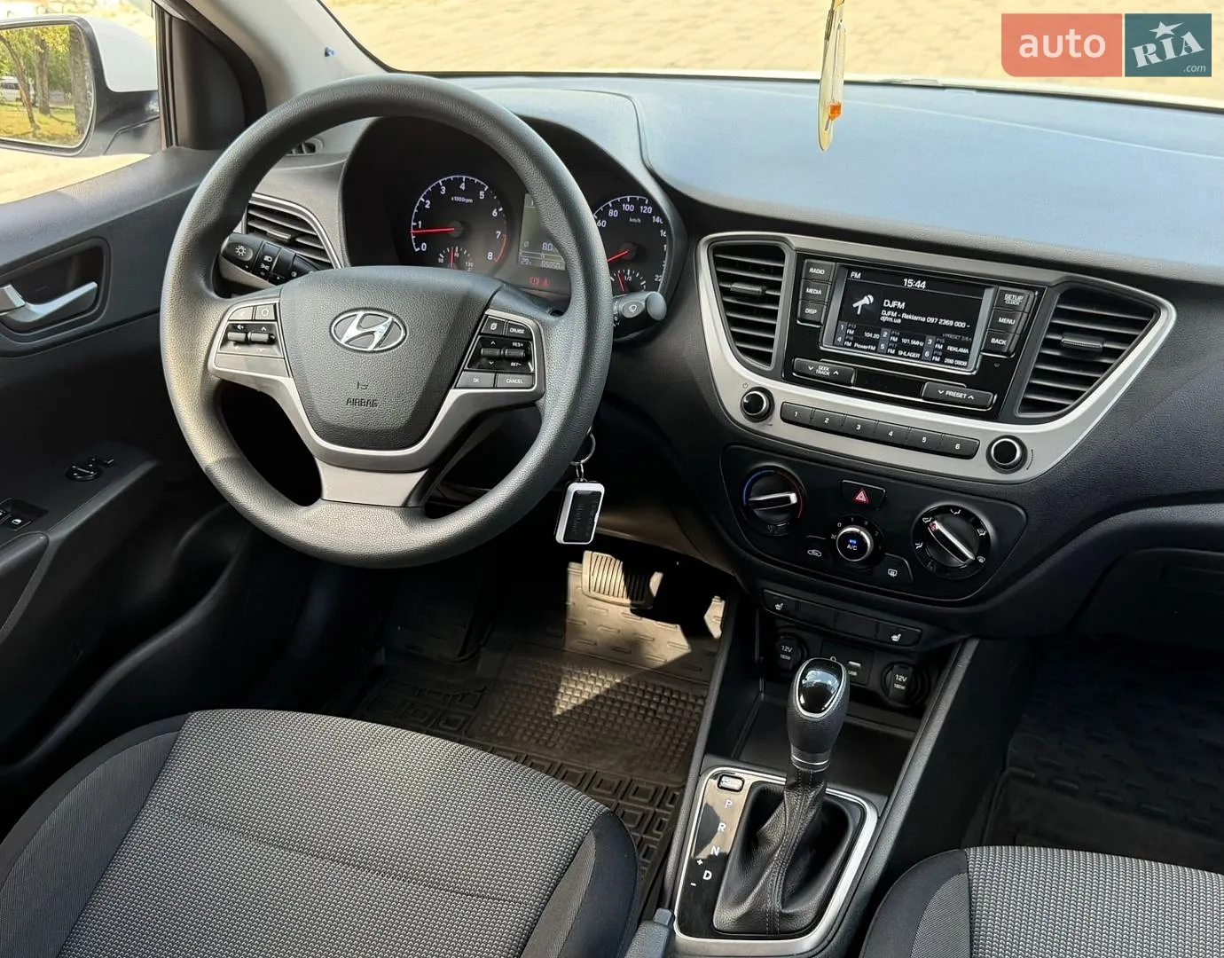 2017 Hyundai Accent - мініатюра 16