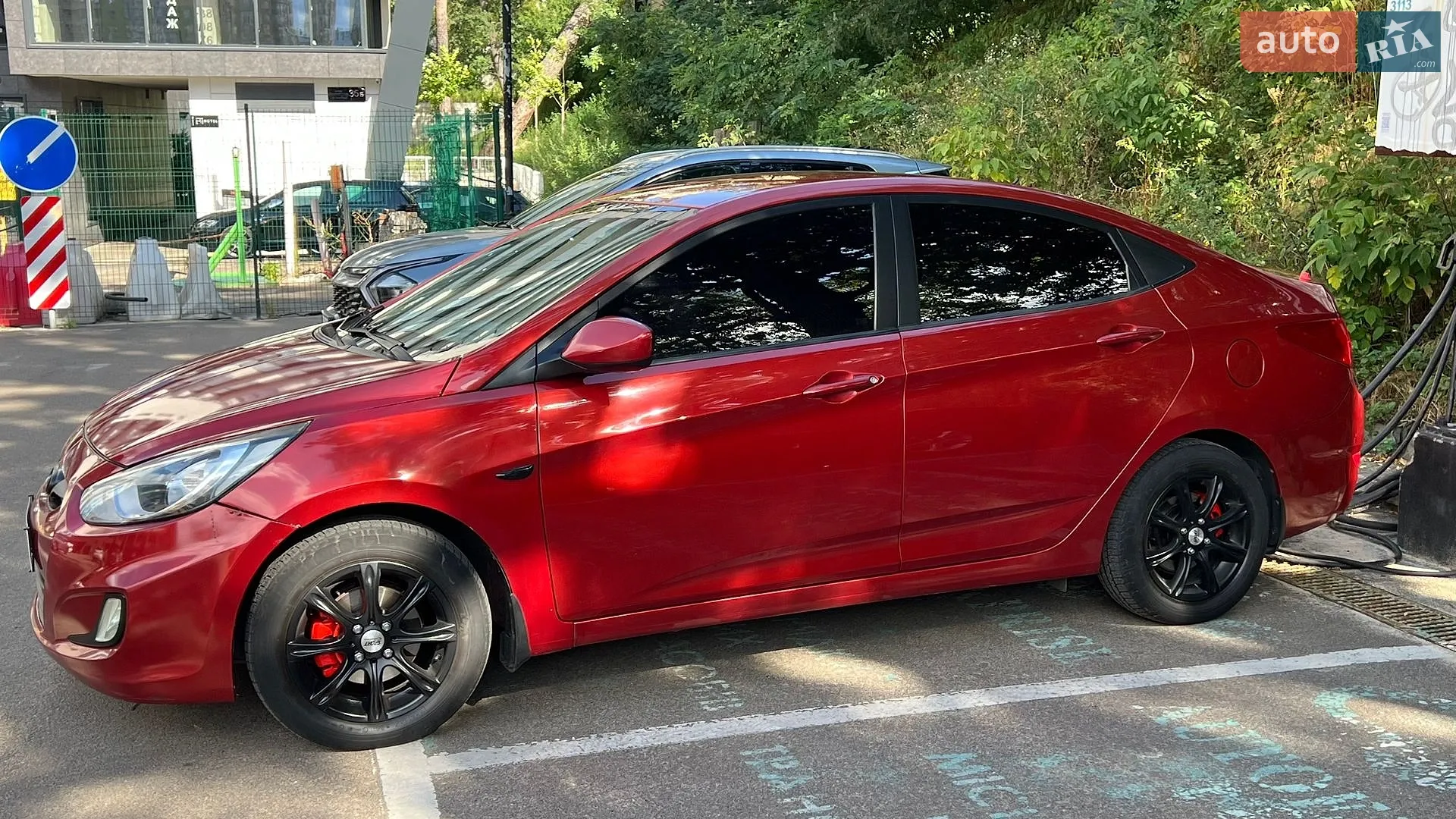 2011 Hyundai Accent - фото 1