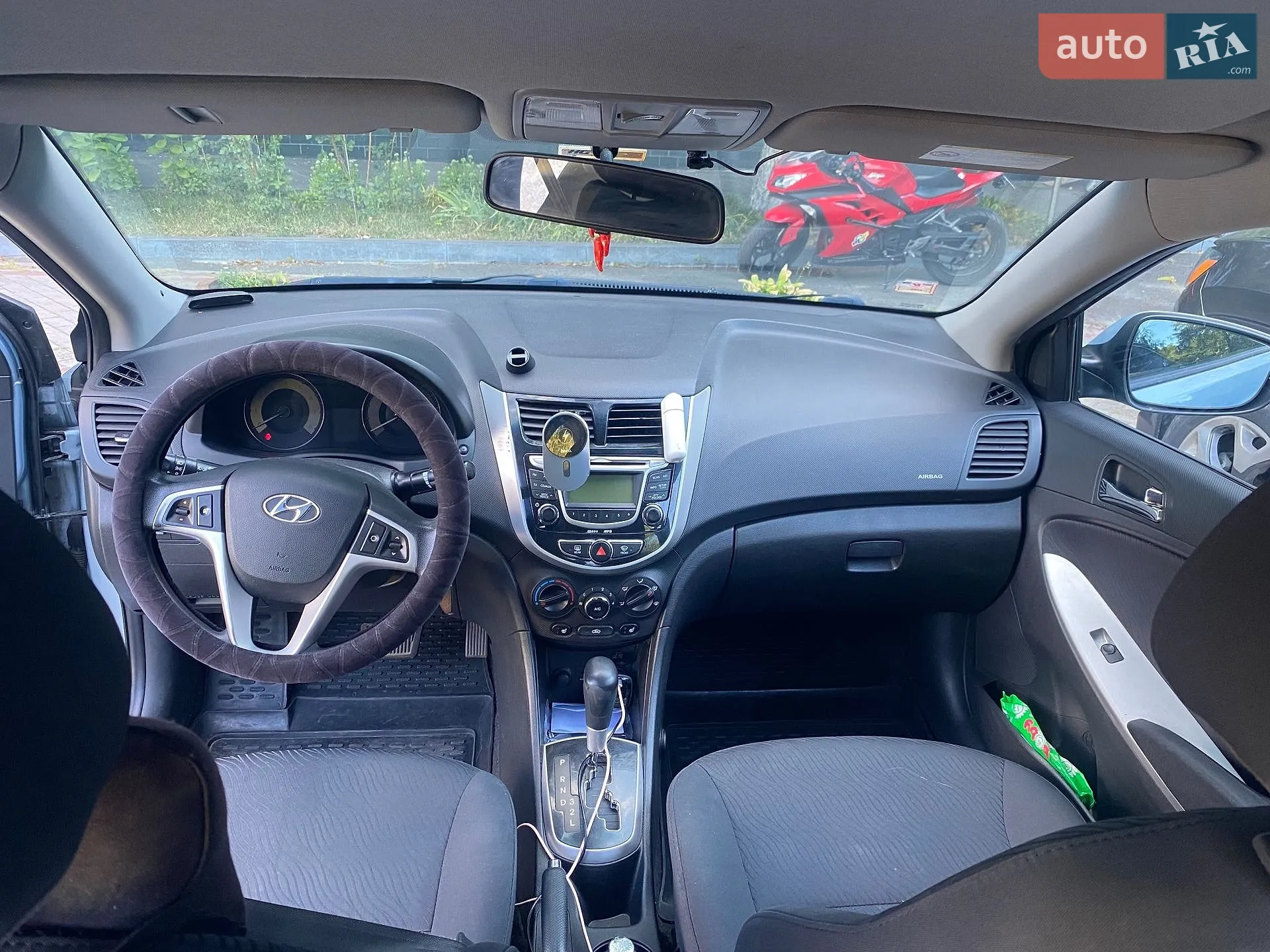 2012 Hyundai Accent - мініатюра 4
