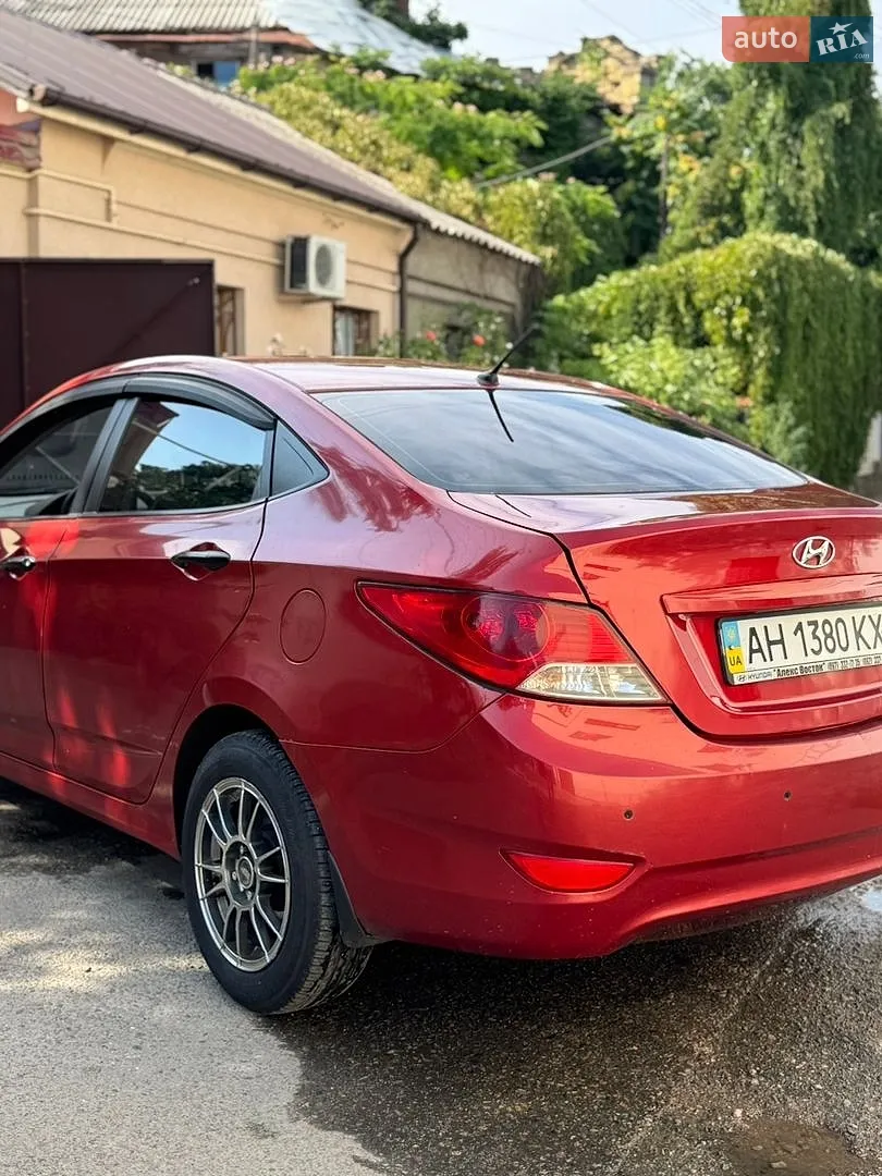 2012 Hyundai Accent - мініатюра 4