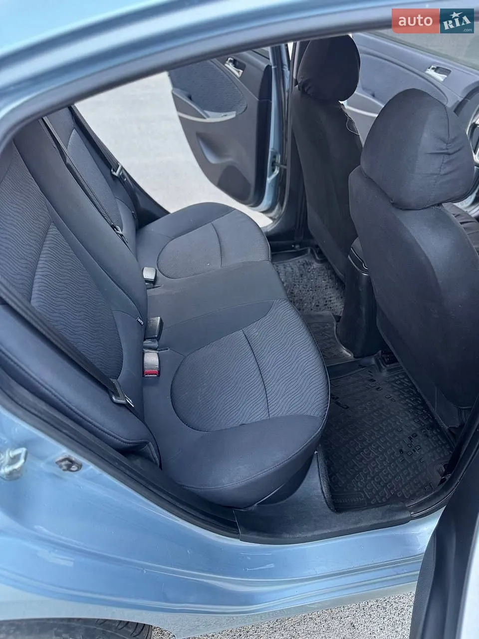2011 Hyundai Accent - мініатюра 6