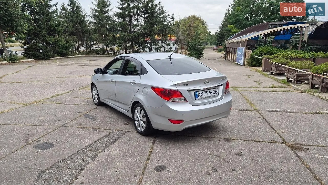 2011 Hyundai Accent - мініатюра 15
