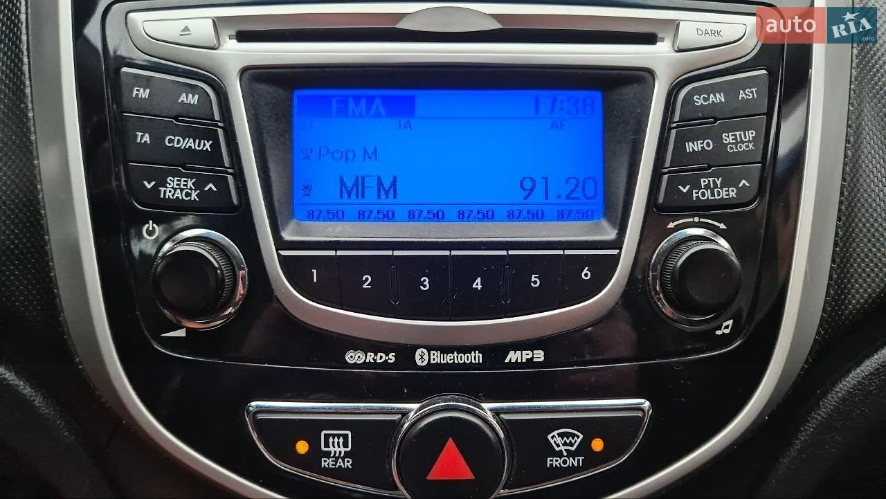 2011 Hyundai Accent - мініатюра 28