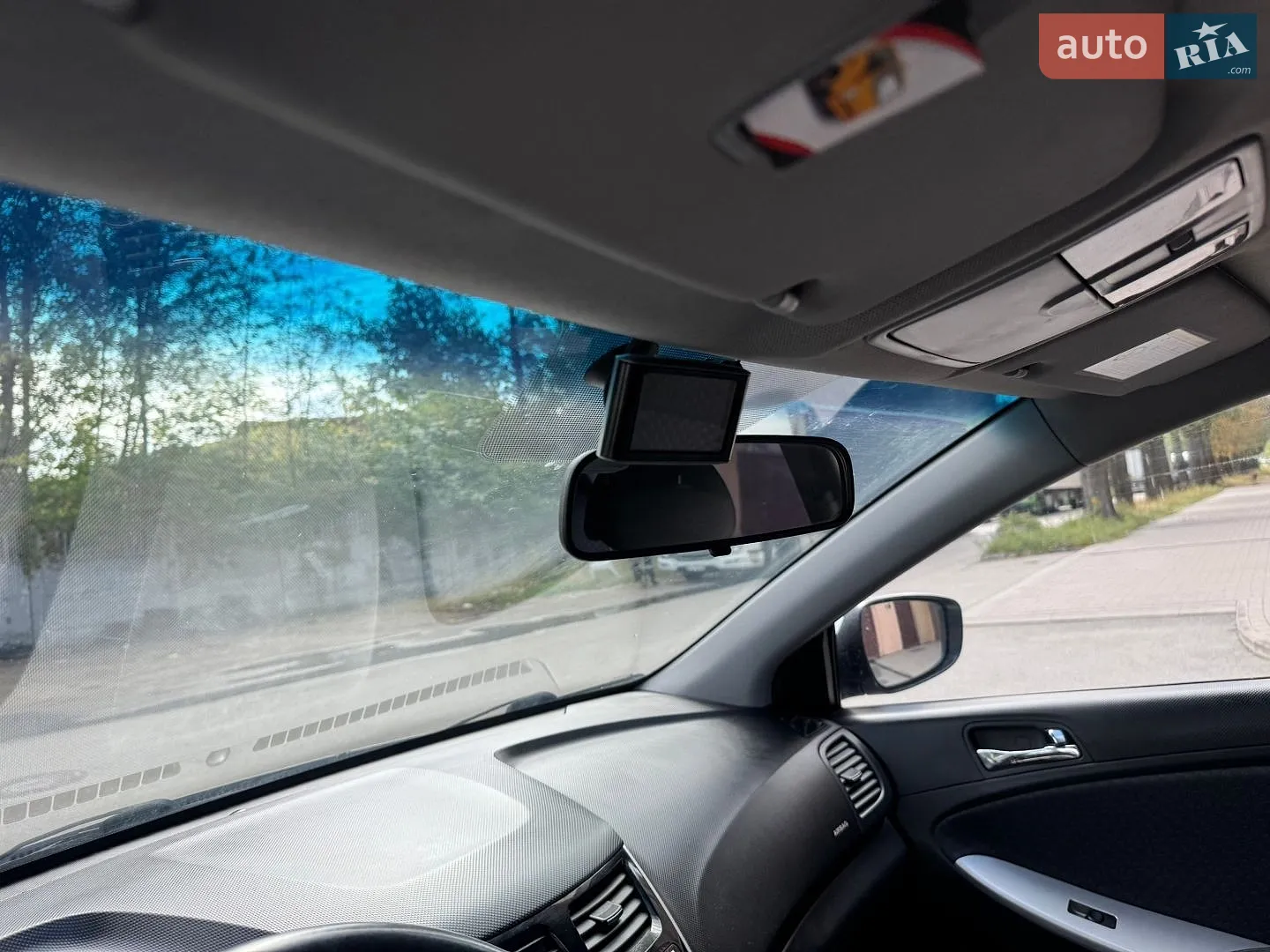 2012 Hyundai Accent - мініатюра 20