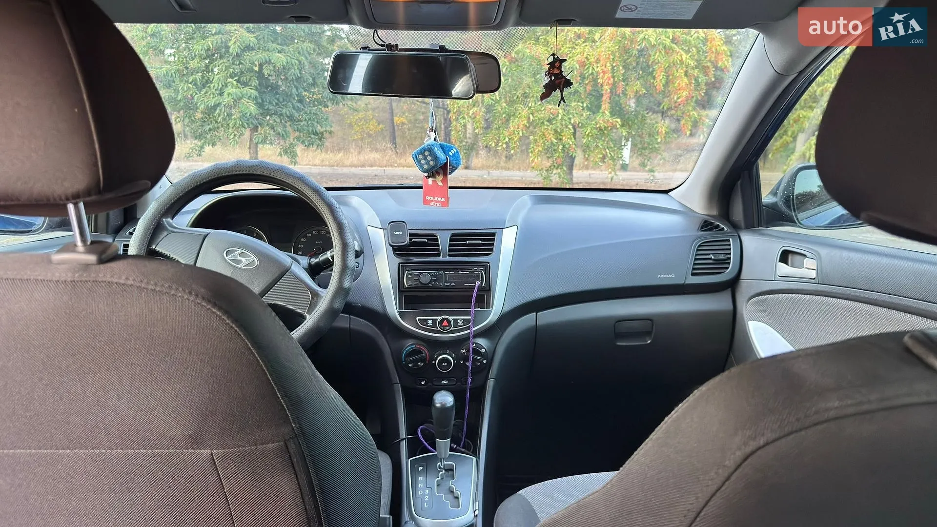 2011 Hyundai Accent - мініатюра 6