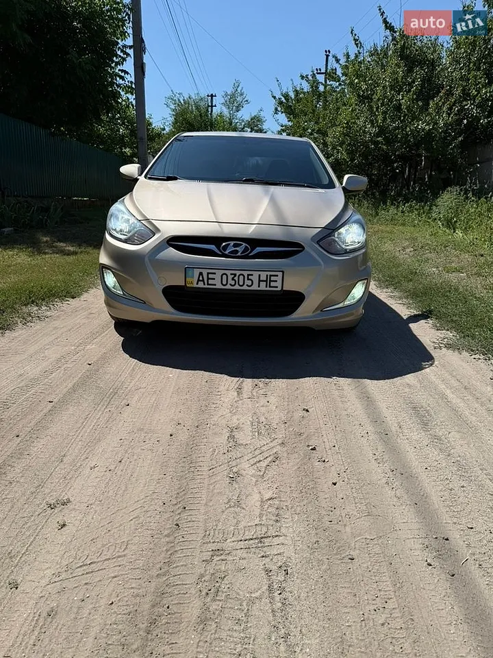 2012 Hyundai Accent - мініатюра 22
