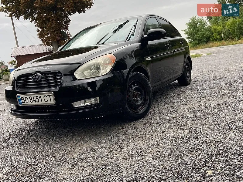 Hyundai Accent