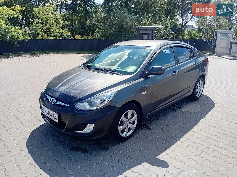 Hyundai Accent