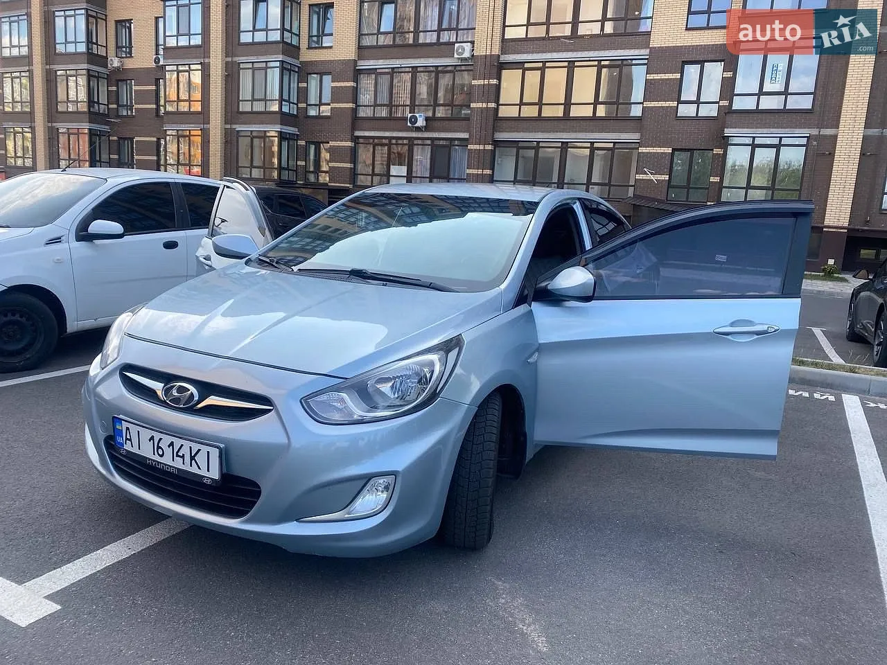 2011 Hyundai Accent - мініатюра 2